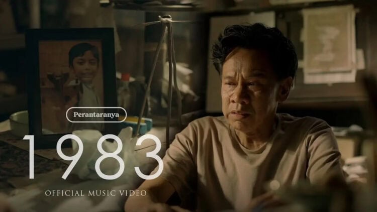 Lirik Lagu 1983 – Perantaranya