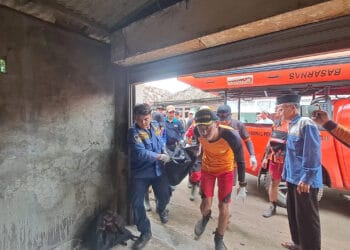 Pencarian Wisatawan Asal Tangerang yang Hilang Terseret Ombak di Lebak Masih Nihil