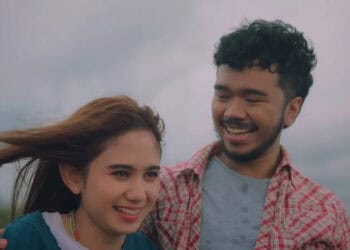 Lirik Lagu Apakah Kita Hanya Bercanda? – Tissa Biani