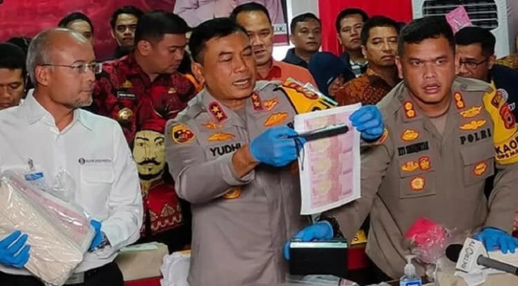 Otaki Pabrik Uang Palsu, UIN Makassar Pecat Kepala Perpustakaan
