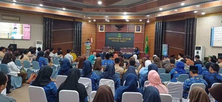 Inspektorat Provinsi Banten, melakukan sosialisasi dan edukasi budaya antikorupsi kepada ratusan pelajar tingkat SMA/SMK di Provinsi Banten, yang dilakukan secara online dan offline, di Aula Inspektorat Provinsi Banten, KP3B, Kota Serang, Jumat (17/1/2025). (ISTIMEWA)