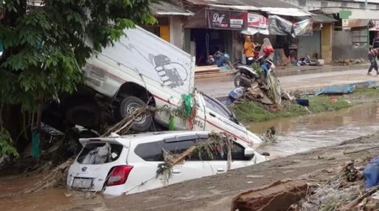 11.223 Orang Terdampak Banjir Bandar Lampung