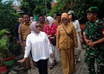 Kunjungi Ruang Bersama Indonesia di Kampung Jimpitan Kota Tangerang, Ini Harapan Menteri PPPA