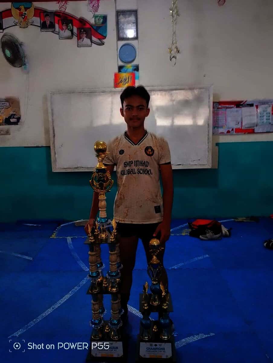 SMP Al-Ijtihad 1 Kota Tangerang menjadi Juara 1 Futsal se-Tangerang Raya dan Jakbar