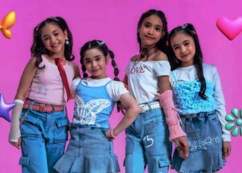 Lirik Lagu Berkilau – Glitter