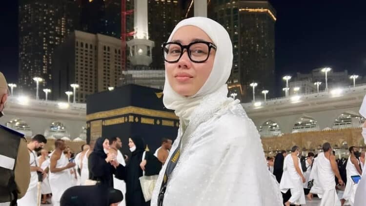 Kisah Hijrah Selfi Nafilah