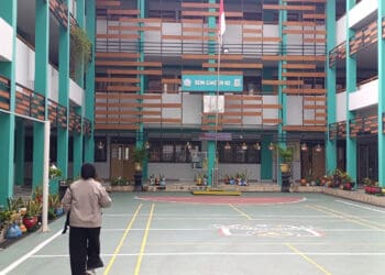Muncul Pungli Untuk THR Guru, Pilar Sambangi SDN Ciater 2