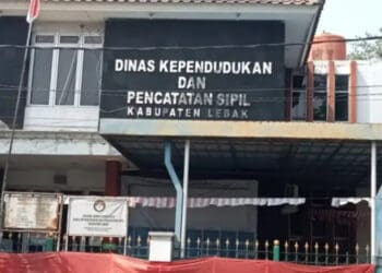 Imbas Efisiensi, Layanan Pembutan KTP di Lebak Terhambat