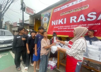 Buka Puasa Gratis Sepanjang Ramadan 2025!, Alfamart dan WINGS Group Gandeng Warteg UMKM di 36 Kota Bantu Kaum Dhuafa