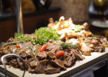 Kemeriahan Royal Iftar Hotel Santika Premiere Bintaro