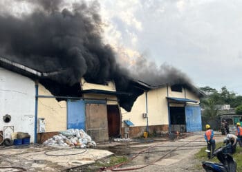 Tiga Gudang Terbakar di Cikupa, Penyebabnya Masih Diselidiki