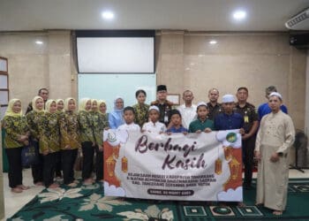 Kejari Kabupaten Tangerang dan IAD Berbagi Kasih dengan Anak Yatim