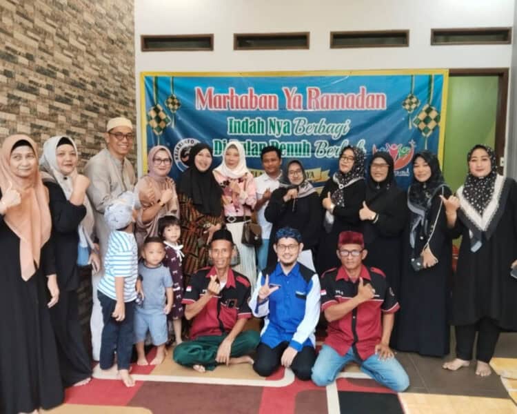 Relawan TIK Banten Ajak Anak Yatim di Kota Serang Bijak Gunakan Gawai