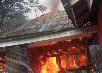 3 Rumah dan 5 Kontrakan di Cikokol Ludes Dilalap Si Jago Merah