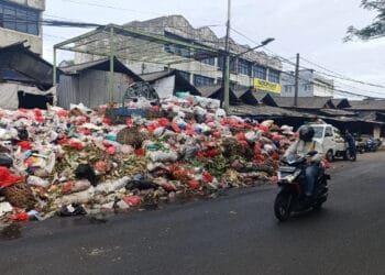 Pengangkutan Sampah Terganggu Setelah Pejabat DLH Tangsel Ditahan