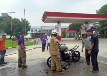 Motor Terbakar Usai Isi BBM di SPBU Legok