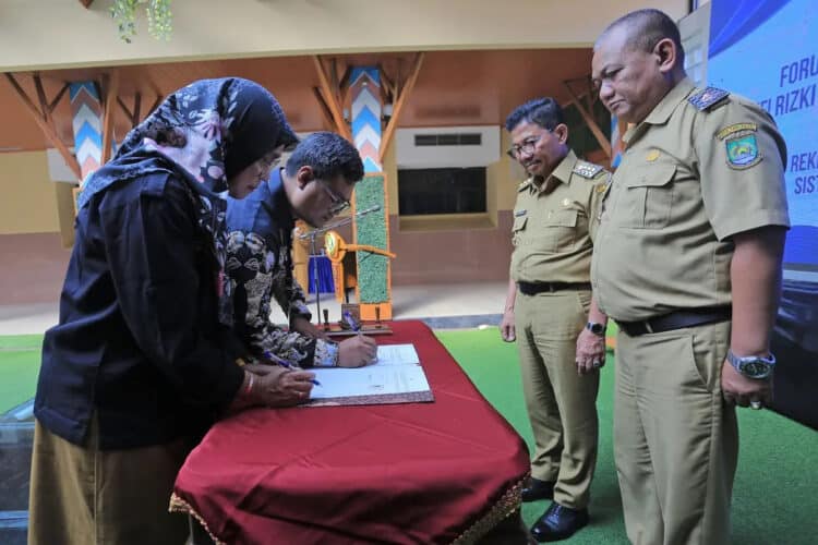Disnaker Kota Tangerang Fasilitasi Kerja Sama Forum BKK dengan Dunia Industri untuk On Job Training