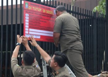 Satpol PP Kota Tangerang Segel Restoran The Nice Garden di Pinang