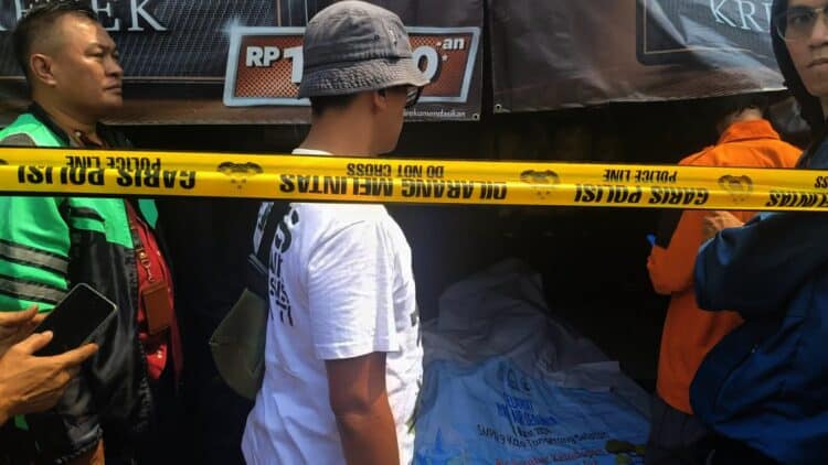 Polisi Buru Adik Bunuh Kakak Kandung Gegara Warisan di Pamulang