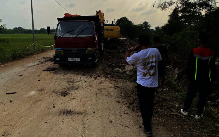 Jalan Sukadiri “Dihujani Meteor”, DBMSDA Sebut Sedang Diperbaiki
