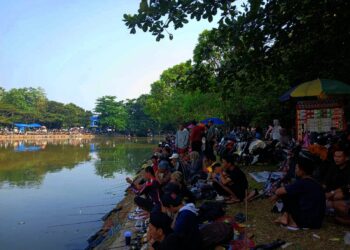 Ramaikan May Day, Ribuan Warga Kabupaten Tangerang Ikut Mancing Bersama