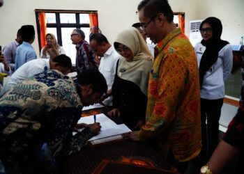 143 Kopdes di Pandeglang Tandatangani Akta Notaris, Dewi: Ini untuk Kepentingan Masyarakat
