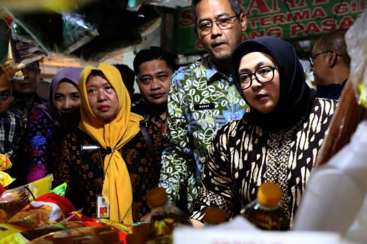 Harga Minyak Goreng Naik, Wabup Tangerang Gelar Operasi Pasar