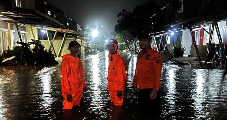 Dua Perumahan di Tangsel Kebanjiran Hingga 1,8 Meter