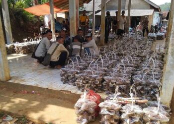 Pasar Gula Aren Jadi Wisata Atraksi Kuliner di Lebak