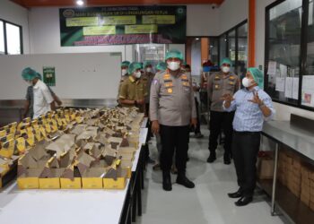 Kapolresta Tangerang Tinjau Dapur MBG, Pastikan Keamanan dan Kualitas Produksi