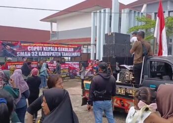 SMAN 32 Kabupaten Tangerang Digeruduk, Wali Murid Keluhkan Belajar Terganggu