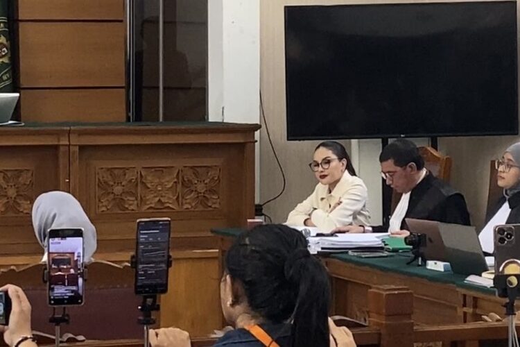 Nikita Mirzani Minta Rekaman soal Reza Gladys Diputar