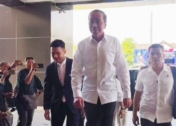Ijazah Jokowi Diuji di Lab Forensik
