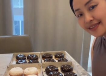 Usai Dapat Kritikan, Pinkan Mambo Makin Kebanjiran Order Donat