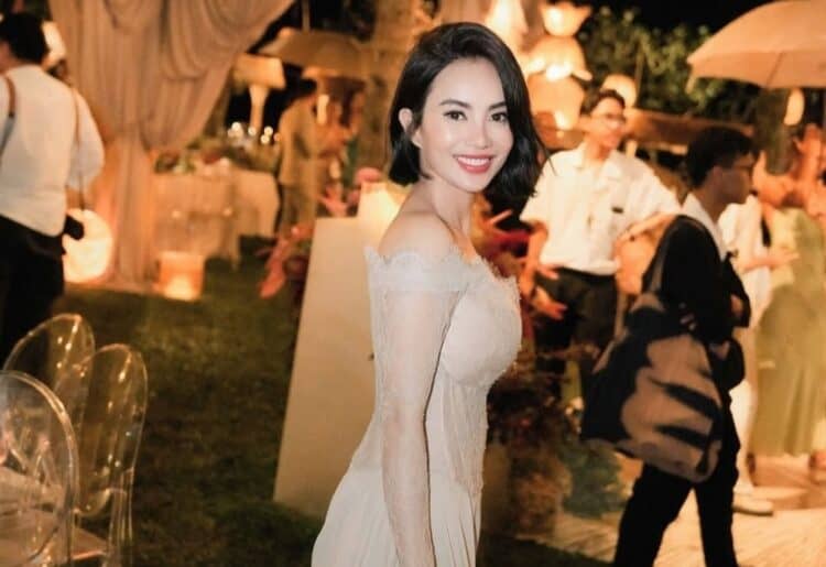 Ari Lasso Pamer Kekasih Baru di Media Sosial, Berikut Profil Dearly Djoshua