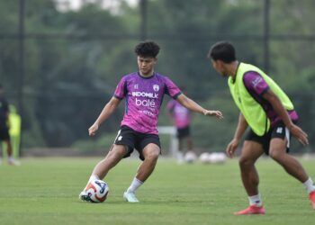 Hokky Caraka Resmi Gabung Persita