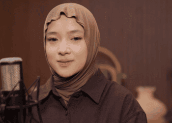 Lirik Lagu Sholawat Da'uini - Nissa Sabyan