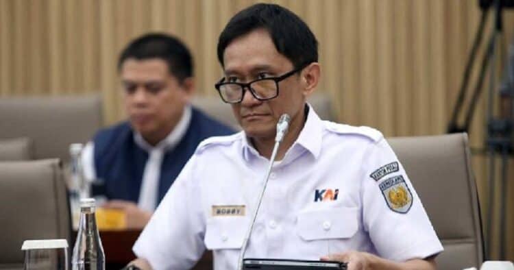 Pendapatan PT KAI Tembus Rp16 T, Penumpang Penumpan Capai 236 Juta