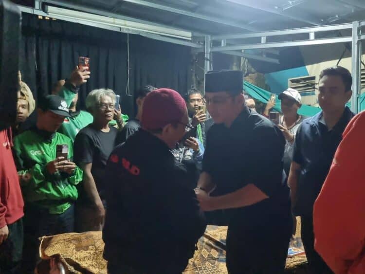 Pasha Ungu Melayat Driver Ojol yang Ditabrak Rantis Brimob