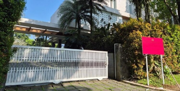 Kejagung Sita Aset Rumah Bos Minyak