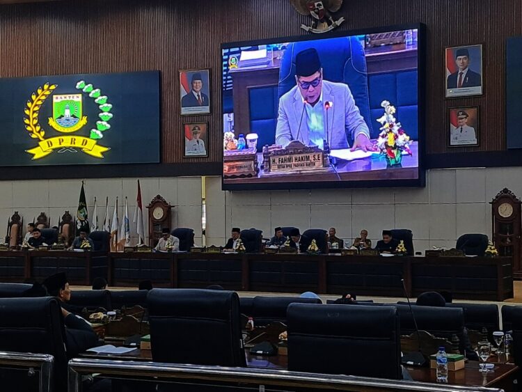 APBD Perubahan 2025 Disetujui, Defisit Rp305,98 Miliar
