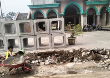 Dinas PUPR Banten Perbaiki Jalan Arya Putra Tangsel