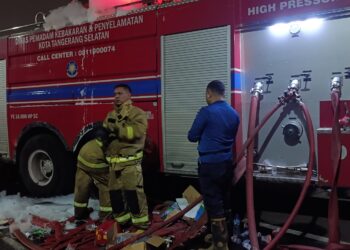 Kebakaran Pabrik di Serpong Utara Diakibatkan Aki Meledak, Padam Setelah 8 Jam