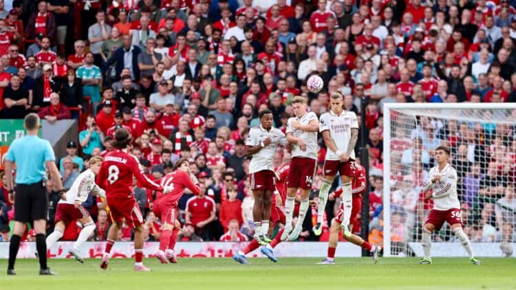 Szoboszlai Cetak Gol Aduhai, Liverpool Kalahkan Arsenal