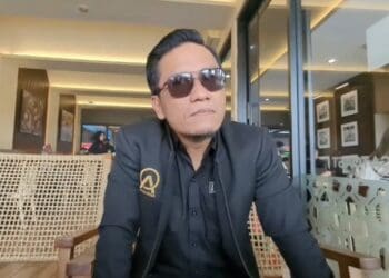 Gus Miftah Berangkatkan Guru Ngaji dan Jamaah Umrah ke Tanah Suci