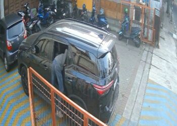 Pencurian dengan Modus Pecah Kaca Mobil Terjadi di Cipondoh
