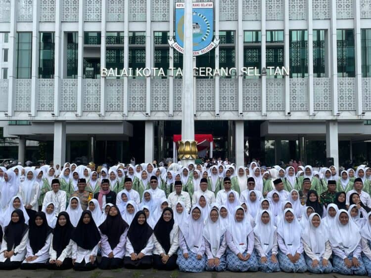 HSN 2025, Pemkot Tangsel Tekankan Peran Santri Dalam Pembangunan Bangsa