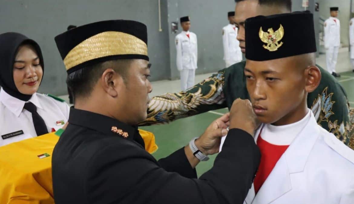 Semarak HUT ke-80 RI di Cisauk, Warga Antusias Ikuti Jalan Sehat hingga Tabligh Akbar