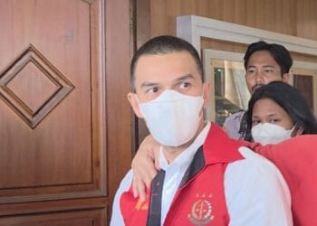 Sidang Putusan Ditunda, Jonathan Frizzy Minta Keringanan Hukuman