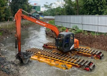 Minimalisir Potensi Banjir di Musim Hujan, DPUPR Kota Tangerang Normalisasi Sungai serta Drainase